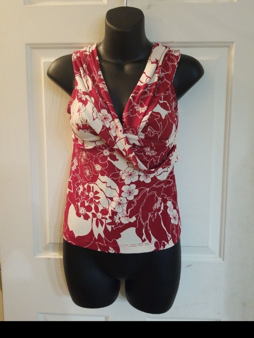 BCBGMaxAzria Red and Cream Floral Draped Cowl Blouse